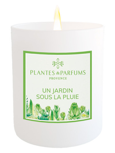 Bougie parfumée Un Jardin sous la Pluie 180g | PLANTES & PARFUMS